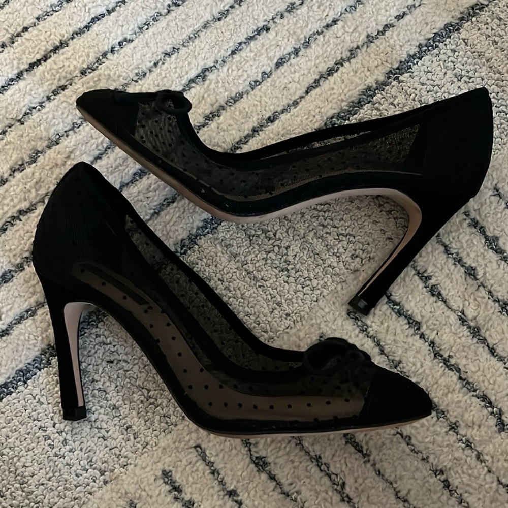 Like new Zara mesh dot and cap toe with bow, black heels 39